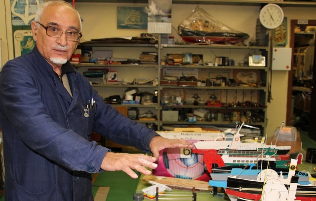 Недойкаш в кабинете.jpg